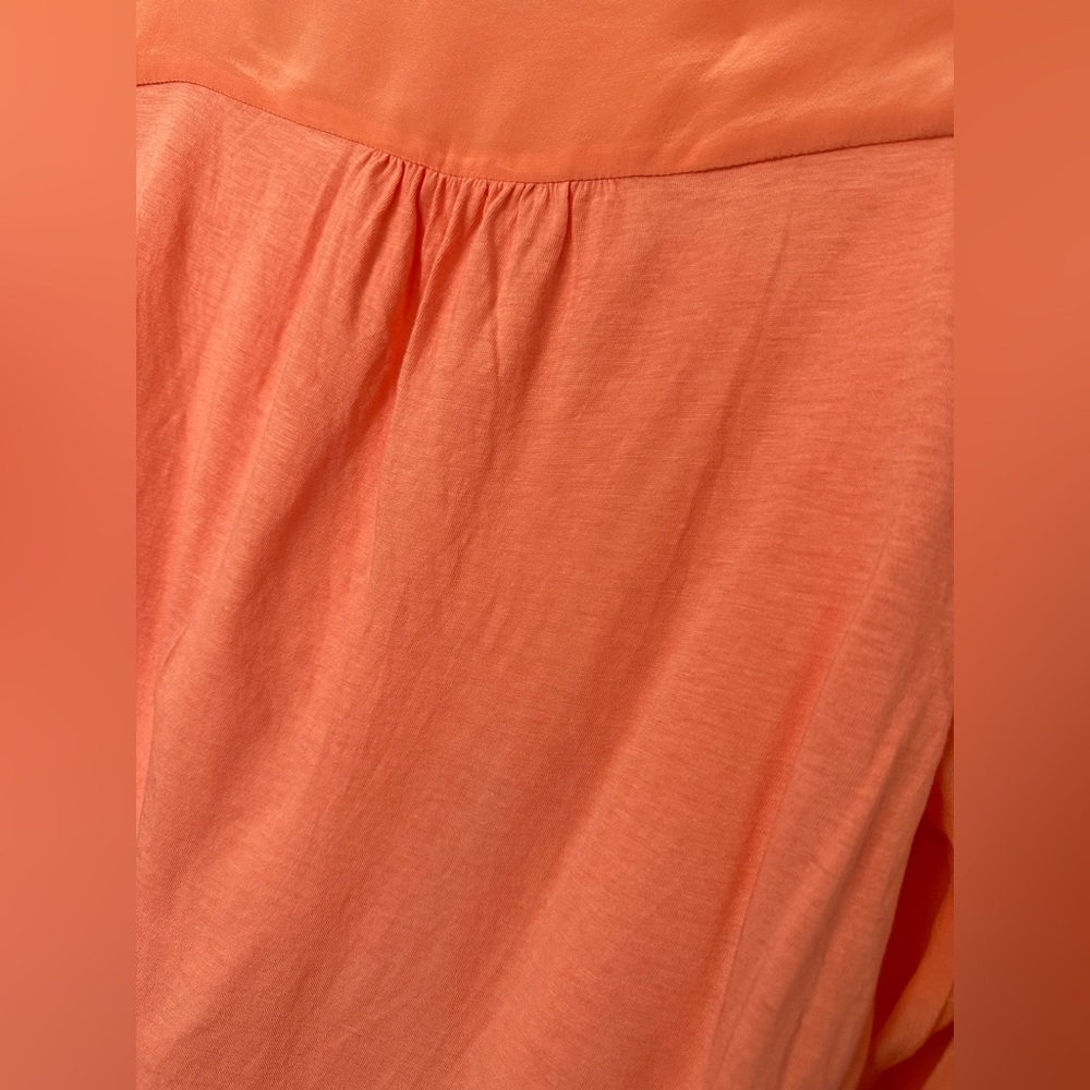 Laura Ashley 100% silk front top - Picture 6 of 6
